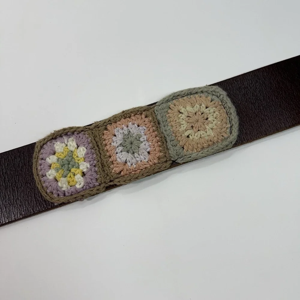 ELISE‎ M Genuine Leather Brass Buckle Belt Crochet Squares Pastel Size S/M 40